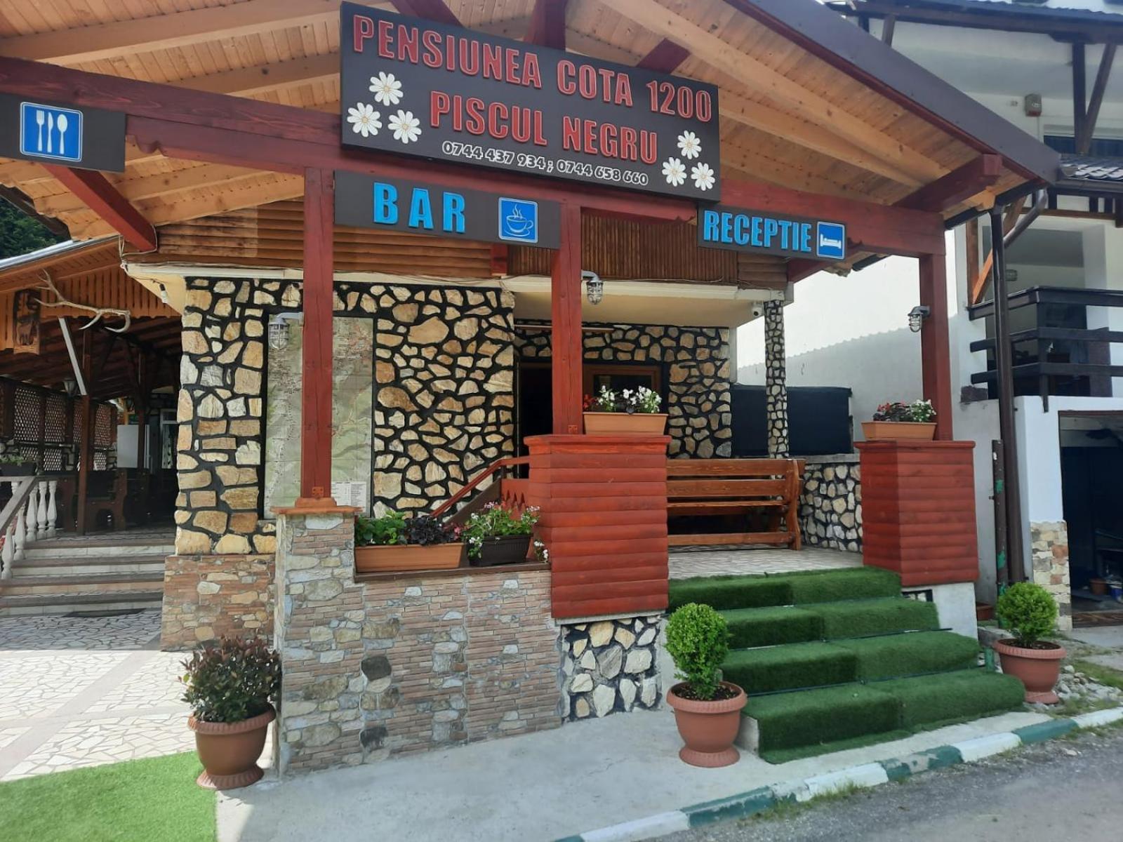 Pensiunea Cota 1200 Piscul Negru Arefu Exterior foto